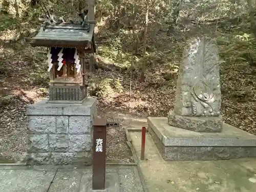 星田妙見宮の{uncategorized: "未分類", other: "その他", undefined: "問題あり", building: "その他建物", grave: "お墓", sacred_gate: "鳥居", guardian: "狛犬", statue: "像", buddha: "仏像", history: "歴史", nature: "自然", garden: "庭園", animal: "動物", pagoda: "塔", temizu: "手水舎", mountain_gate: "山門・神門", sanctuary: "本殿・本堂", subordinate: "末社・摂社", art: "芸術", scenery: "景色", jizo: "地蔵", ema: "絵馬", goshuin: "御朱印", omikuji: "おみくじ", items: "授与品その他", amulet: "お守り", goshuincho: "御朱印帳", eats: "食事", festival: "お祭り", votive_dance: "神楽", shichigosan: "七五三参", wedding: "結婚式", experience: "体験その他", initially: "初詣", around: "周辺", anti_infection: "感染症対策"}
