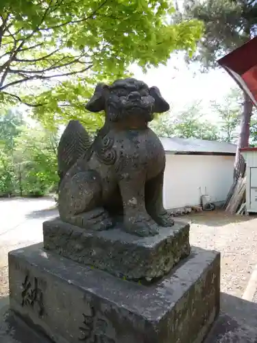 鷹栖神社の狛犬