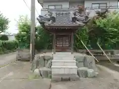 祠の本殿