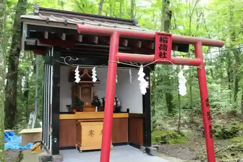 新屋山神社の鳥居