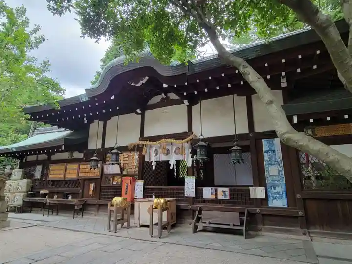 白峯神宮の本殿・本堂