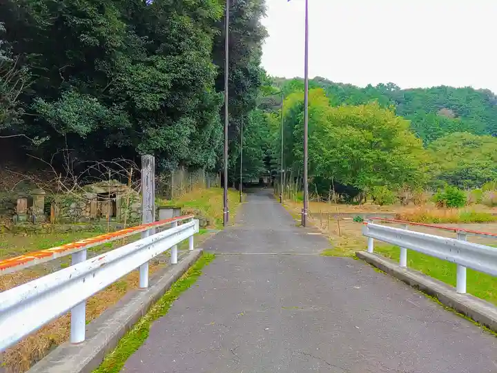 稲束神社(平尾町)のその他建物