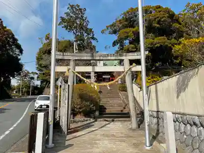 賀久留神社の鳥居