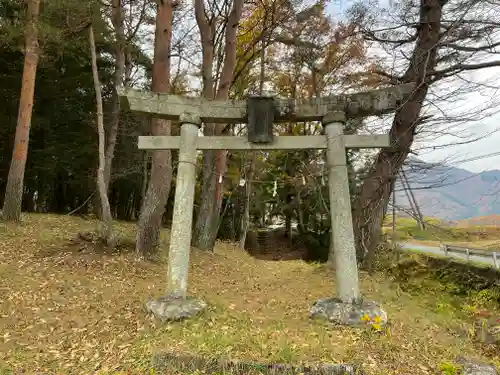 巨麻神社の鳥居