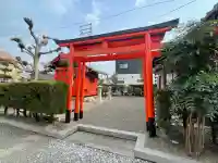 稲荷神社(川辺)の{uncategorized: "未分類", other: "その他", undefined: "問題あり", building: "その他建物", grave: "お墓", sacred_gate: "鳥居", guardian: "狛犬", statue: "像", buddha: "仏像", history: "歴史", nature: "自然", garden: "庭園", animal: "動物", pagoda: "塔", temizu: "手水舎", mountain_gate: "山門・神門", sanctuary: "本殿・本堂", subordinate: "末社・摂社", art: "芸術", scenery: "景色", jizo: "地蔵", ema: "絵馬", goshuin: "御朱印", omikuji: "おみくじ", items: "授与品その他", amulet: "お守り", goshuincho: "御朱印帳", eats: "食事", festival: "お祭り", votive_dance: "神楽", shichigosan: "七五三参", wedding: "結婚式", experience: "体験その他", initially: "初詣", around: "周辺", anti_infection: "感染症対策"}