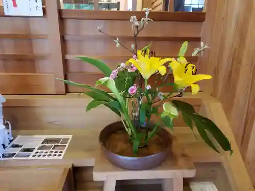 天津神社の建物その他