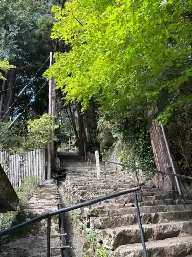 長命寺の{uncategorized: "未分類", other: "その他", undefined: "問題あり", building: "その他建物", grave: "お墓", sacred_gate: "鳥居", guardian: "狛犬", statue: "像", buddha: "仏像", history: "歴史", nature: "自然", garden: "庭園", animal: "動物", pagoda: "塔", temizu: "手水舎", mountain_gate: "山門・神門", sanctuary: "本殿・本堂", subordinate: "末社・摂社", art: "芸術", scenery: "景色", jizo: "地蔵", ema: "絵馬", goshuin: "御朱印", omikuji: "おみくじ", items: "授与品その他", amulet: "お守り", goshuincho: "御朱印帳", eats: "食事", festival: "お祭り", votive_dance: "神楽", shichigosan: "七五三参", wedding: "結婚式", experience: "体験その他", initially: "初詣", around: "周辺", anti_infection: "感染症対策"}