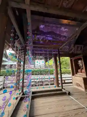 尊永寺の{uncategorized: "未分類", other: "その他", undefined: "問題あり", building: "その他建物", grave: "お墓", sacred_gate: "鳥居", guardian: "狛犬", statue: "像", buddha: "仏像", history: "歴史", nature: "自然", garden: "庭園", animal: "動物", pagoda: "塔", temizu: "手水舎", mountain_gate: "山門・神門", sanctuary: "本殿・本堂", subordinate: "末社・摂社", art: "芸術", scenery: "景色", jizo: "地蔵", ema: "絵馬", goshuin: "御朱印", omikuji: "おみくじ", items: "授与品その他", amulet: "お守り", goshuincho: "御朱印帳", eats: "食事", festival: "お祭り", votive_dance: "神楽", shichigosan: "七五三参", wedding: "結婚式", experience: "体験その他", initially: "初詣", around: "周辺", anti_infection: "感染症対策"}