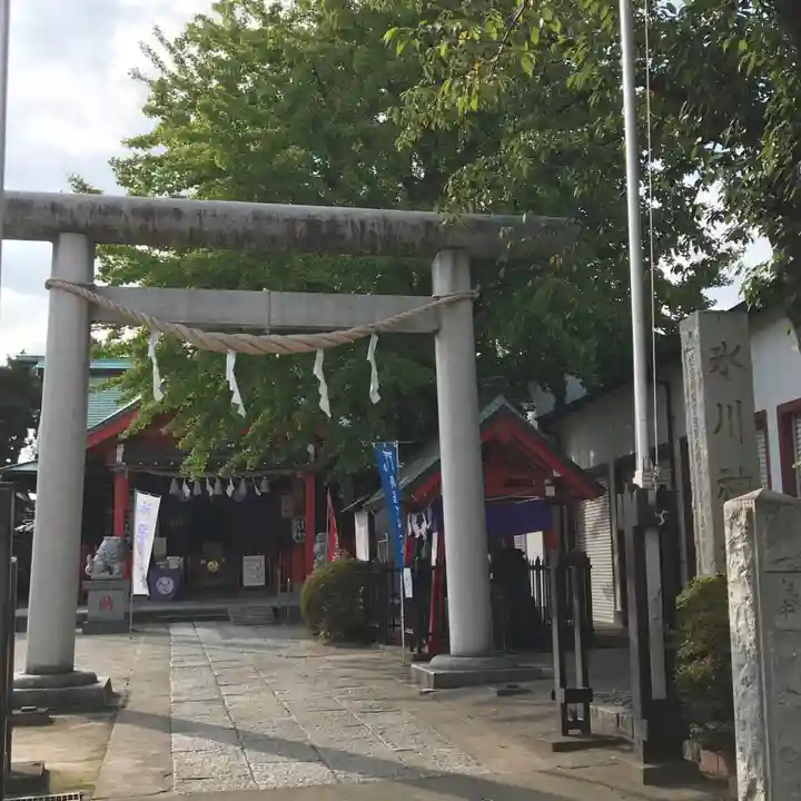 葛飾氷川神社の鳥居