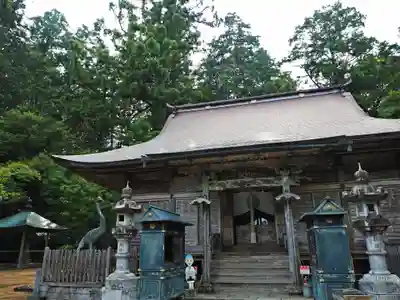 鶴林寺の本殿・本堂