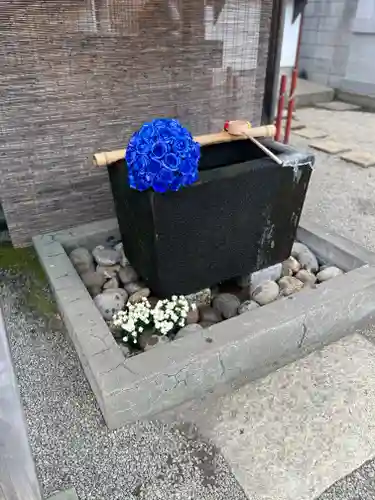 上尾御嶽神社の手水舎