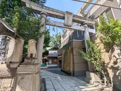 小野照崎神社の鳥居