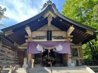 彌彦神社　(伊夜日子神社)の本殿・本堂