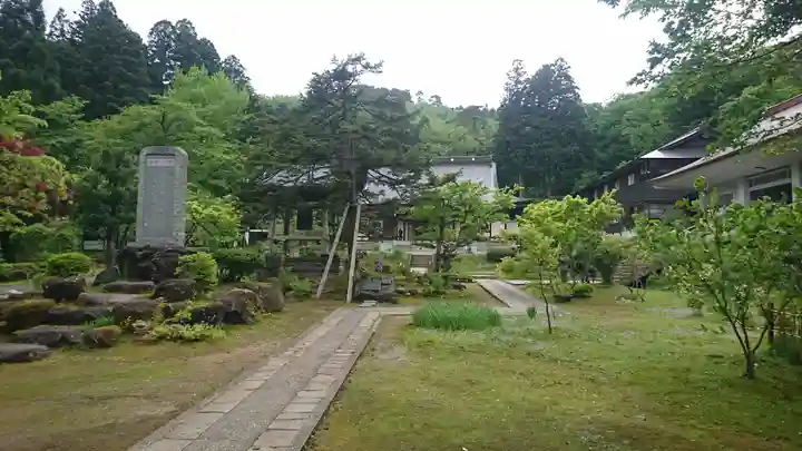 林泉寺(新潟県)