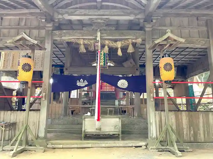 高倉神社の本殿・本堂