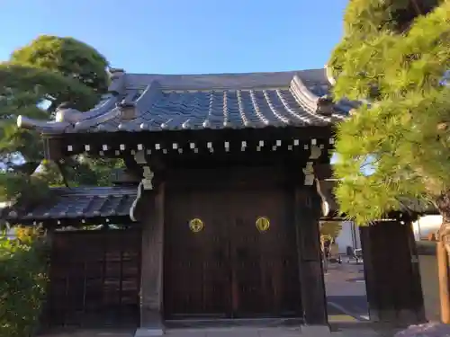 観音寺の山門・神門