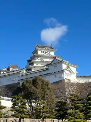 刑部神社の{uncategorized: "未分類", other: "その他", undefined: "問題あり", building: "その他建物", grave: "お墓", sacred_gate: "鳥居", guardian: "狛犬", statue: "像", buddha: "仏像", history: "歴史", nature: "自然", garden: "庭園", animal: "動物", pagoda: "塔", temizu: "手水舎", mountain_gate: "山門・神門", sanctuary: "本殿・本堂", subordinate: "末社・摂社", art: "芸術", scenery: "景色", jizo: "地蔵", ema: "絵馬", goshuin: "御朱印", omikuji: "おみくじ", items: "授与品その他", amulet: "お守り", goshuincho: "御朱印帳", eats: "食事", festival: "お祭り", votive_dance: "神楽", shichigosan: "七五三参", wedding: "結婚式", experience: "体験その他", initially: "初詣", around: "周辺", anti_infection: "感染症対策"}