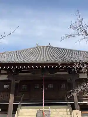 教信寺の本殿・本堂