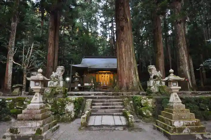 室生龍穴神社(奈良県)