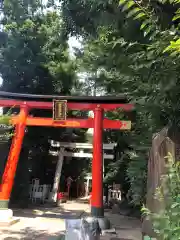 馬橋稲荷神社の鳥居