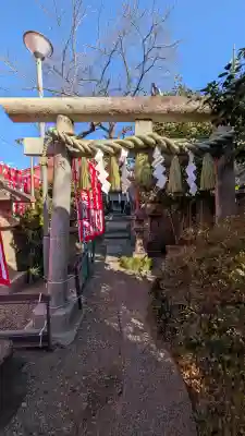 染井稲荷神社の{uncategorized: "未分類", other: "その他", undefined: "問題あり", building: "その他建物", grave: "お墓", sacred_gate: "鳥居", guardian: "狛犬", statue: "像", buddha: "仏像", history: "歴史", nature: "自然", garden: "庭園", animal: "動物", pagoda: "塔", temizu: "手水舎", mountain_gate: "山門・神門", sanctuary: "本殿・本堂", subordinate: "末社・摂社", art: "芸術", scenery: "景色", jizo: "地蔵", ema: "絵馬", goshuin: "御朱印", omikuji: "おみくじ", items: "授与品その他", amulet: "お守り", goshuincho: "御朱印帳", eats: "食事", festival: "お祭り", votive_dance: "神楽", shichigosan: "七五三参", wedding: "結婚式", experience: "体験その他", initially: "初詣", around: "周辺", anti_infection: "感染症対策"}