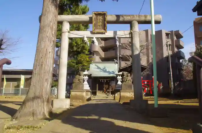 氷川台諏訪神社の鳥居