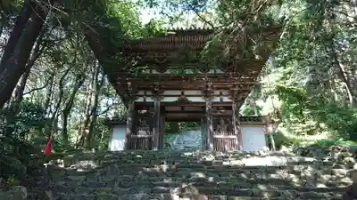 総見寺の山門・神門