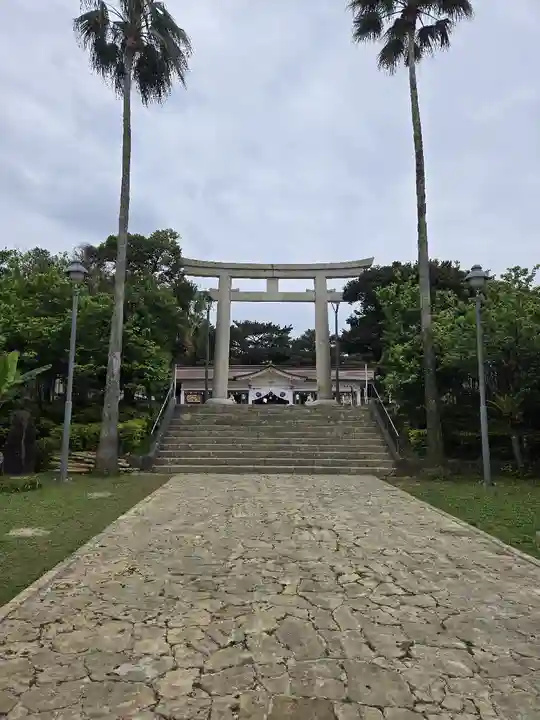 沖縄県護国神社(沖縄県)