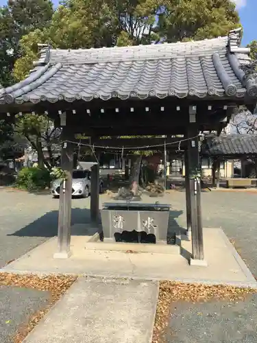 岩田八幡宮の手水舎