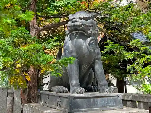 三吉神社の狛犬