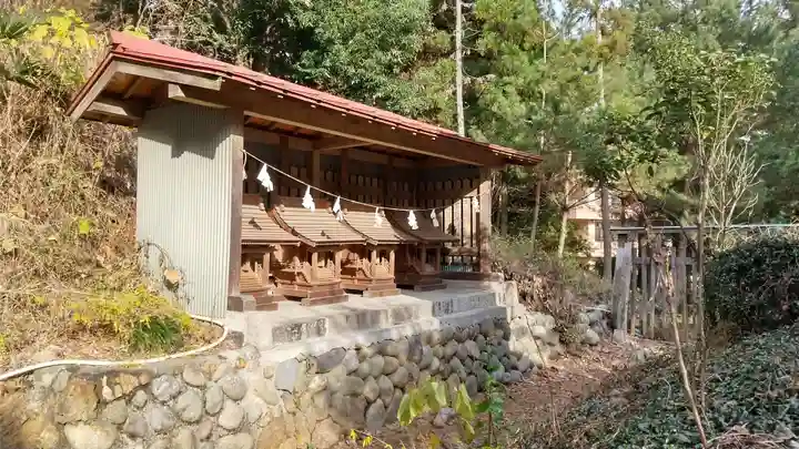 八雲神社(緑町)の末社・摂社