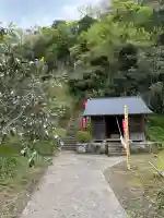 真勝寺の{uncategorized: "未分類", other: "その他", undefined: "問題あり", building: "その他建物", grave: "お墓", sacred_gate: "鳥居", guardian: "狛犬", statue: "像", buddha: "仏像", history: "歴史", nature: "自然", garden: "庭園", animal: "動物", pagoda: "塔", temizu: "手水舎", mountain_gate: "山門・神門", sanctuary: "本殿・本堂", subordinate: "末社・摂社", art: "芸術", scenery: "景色", jizo: "地蔵", ema: "絵馬", goshuin: "御朱印", omikuji: "おみくじ", items: "授与品その他", amulet: "お守り", goshuincho: "御朱印帳", eats: "食事", festival: "お祭り", votive_dance: "神楽", shichigosan: "七五三参", wedding: "結婚式", experience: "体験その他", initially: "初詣", around: "周辺", anti_infection: "感染症対策"}