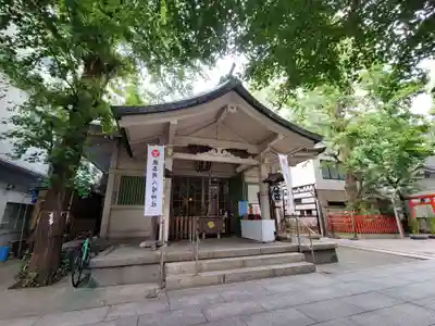 銀杏岡八幡神社の本殿・本堂