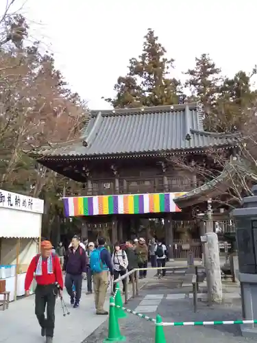 高尾山薬王院の山門