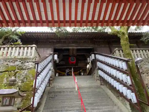 吉備津神社の{uncategorized: "未分類", other: "その他", undefined: "問題あり", building: "その他建物", grave: "お墓", sacred_gate: "鳥居", guardian: "狛犬", statue: "像", buddha: "仏像", history: "歴史", nature: "自然", garden: "庭園", animal: "動物", pagoda: "塔", temizu: "手水舎", mountain_gate: "山門・神門", sanctuary: "本殿・本堂", subordinate: "末社・摂社", art: "芸術", scenery: "景色", jizo: "地蔵", ema: "絵馬", goshuin: "御朱印", omikuji: "おみくじ", items: "授与品その他", amulet: "お守り", goshuincho: "御朱印帳", eats: "食事", festival: "お祭り", votive_dance: "神楽", shichigosan: "七五三参", wedding: "結婚式", experience: "体験その他", initially: "初詣", around: "周辺", anti_infection: "感染症対策"}