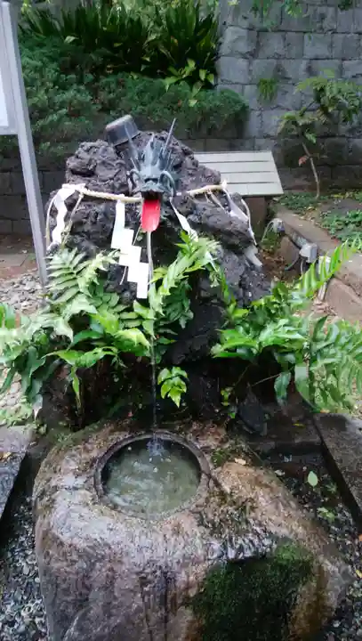 登渡神社の手水舎