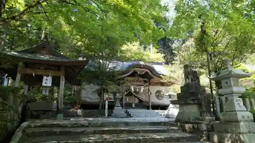 大津神社の本殿・本堂