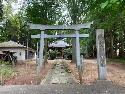 六所神社の鳥居