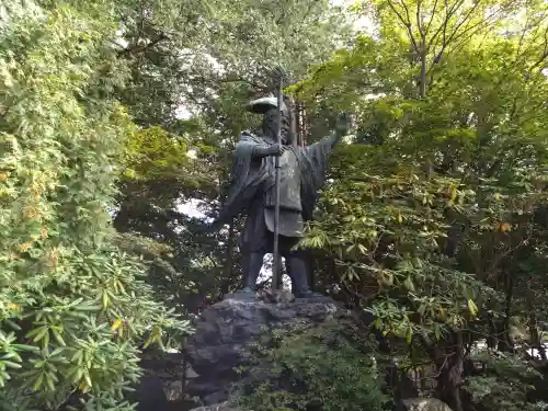 北海道神宮の像