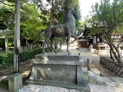 上地八幡宮の狛犬