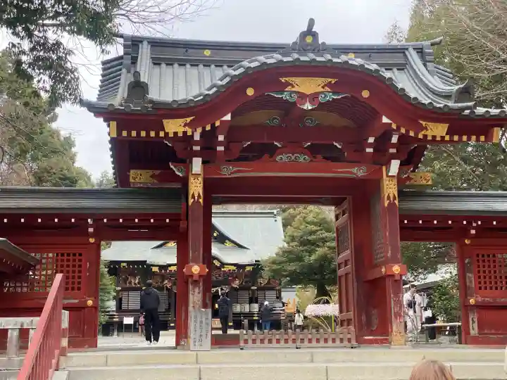 秩父神社の{uncategorized: "未分類", other: "その他", undefined: "問題あり", building: "その他建物", grave: "お墓", sacred_gate: "鳥居", guardian: "狛犬", statue: "像", buddha: "仏像", history: "歴史", nature: "自然", garden: "庭園", animal: "動物", pagoda: "塔", temizu: "手水舎", mountain_gate: "山門・神門", sanctuary: "本殿・本堂", subordinate: "末社・摂社", art: "芸術", scenery: "景色", jizo: "地蔵", ema: "絵馬", goshuin: "御朱印", omikuji: "おみくじ", items: "授与品その他", amulet: "お守り", goshuincho: "御朱印帳", eats: "食事", festival: "お祭り", votive_dance: "神楽", shichigosan: "七五三参", wedding: "結婚式", experience: "体験その他", initially: "初詣", around: "周辺", anti_infection: "感染症対策"}
