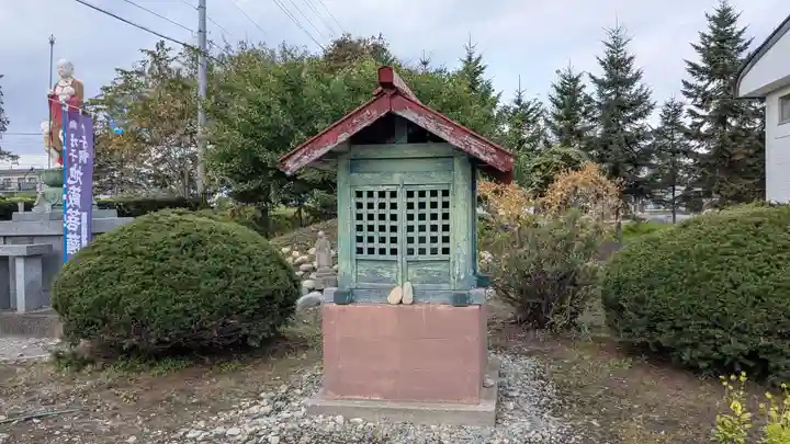 隆正寺の末社・摂社