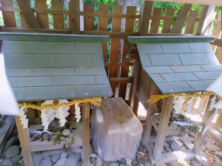 白龍社・白山社の本殿・本堂