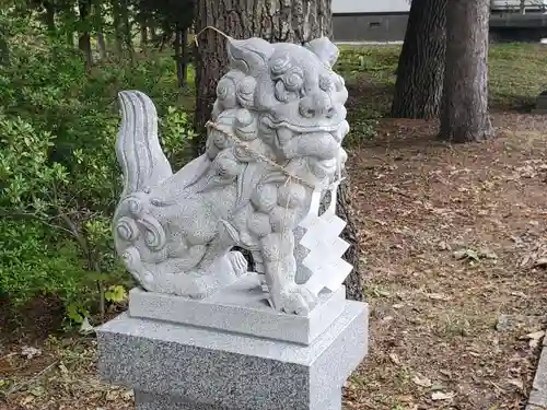 上常呂神社の狛犬