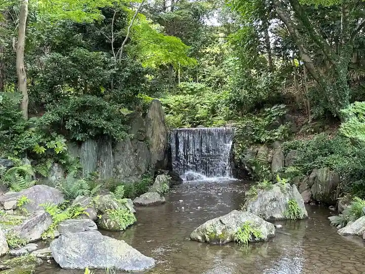錦春稲荷大明神(東京都)
