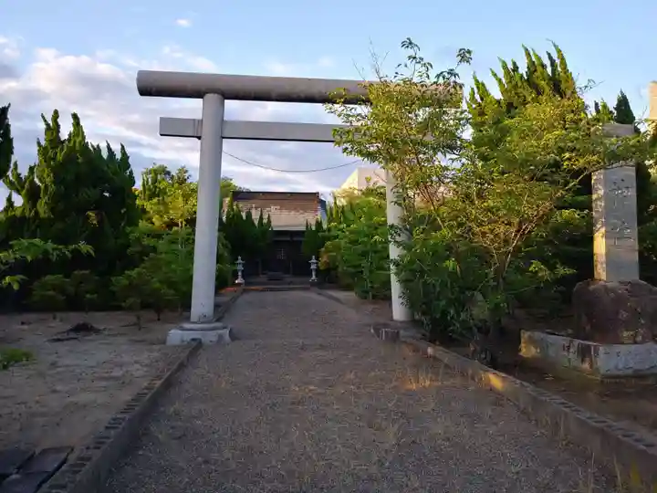 水神社の鳥居