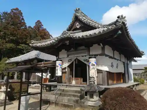 田宮寺の本殿・本堂