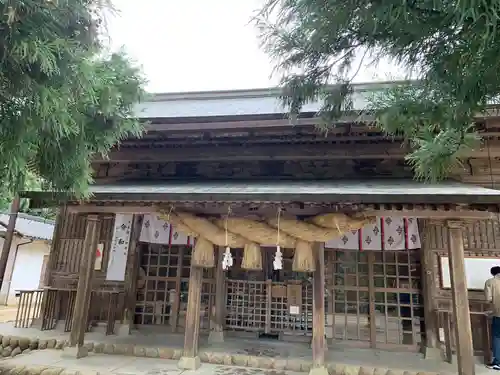 玉作湯神社の本殿