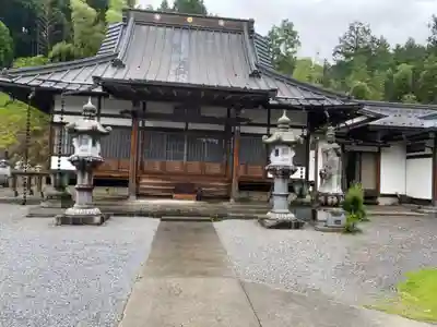 観音寺の本殿・本堂