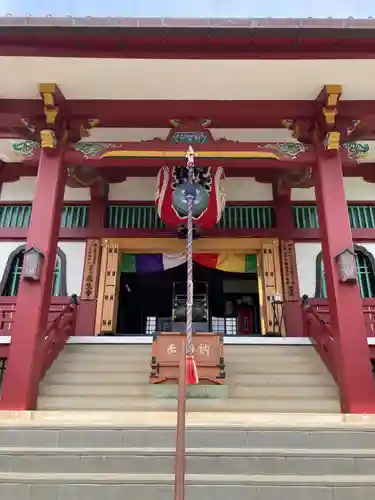 放生寺の本殿・本堂